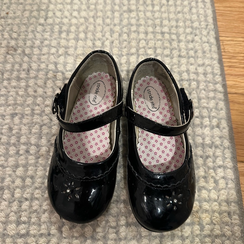 Stride Rite Black Dress Shoes for Kids